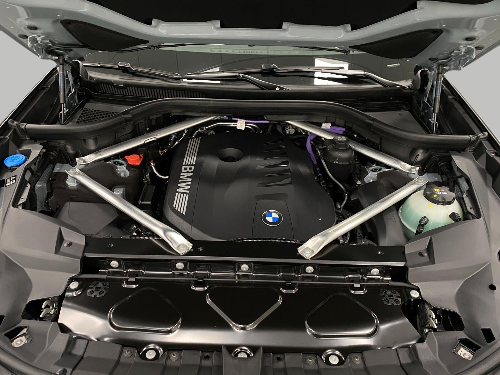 2027 BMW X7 xDrive40i Sports Activity Vehicle