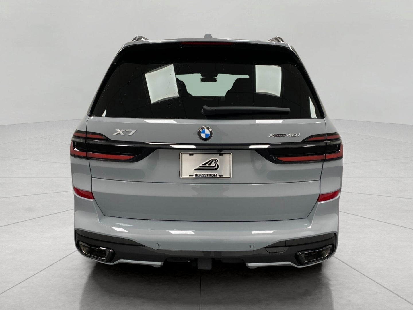 2027 BMW X7 xDrive40i Sports Activity Vehicle