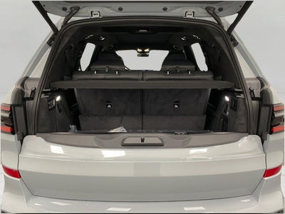 2027 BMW X7 xDrive40i Sports Activity Vehicle