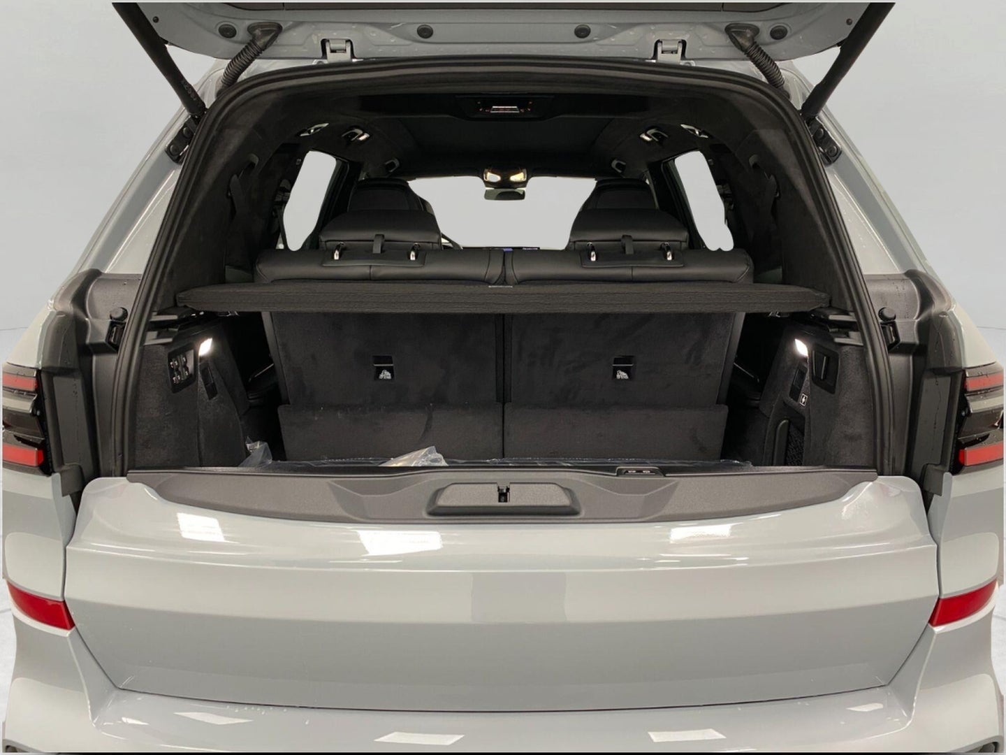2027 BMW X7 xDrive40i Sports Activity Vehicle