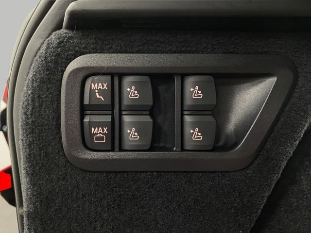 2027 BMW X7 xDrive40i Sports Activity Vehicle