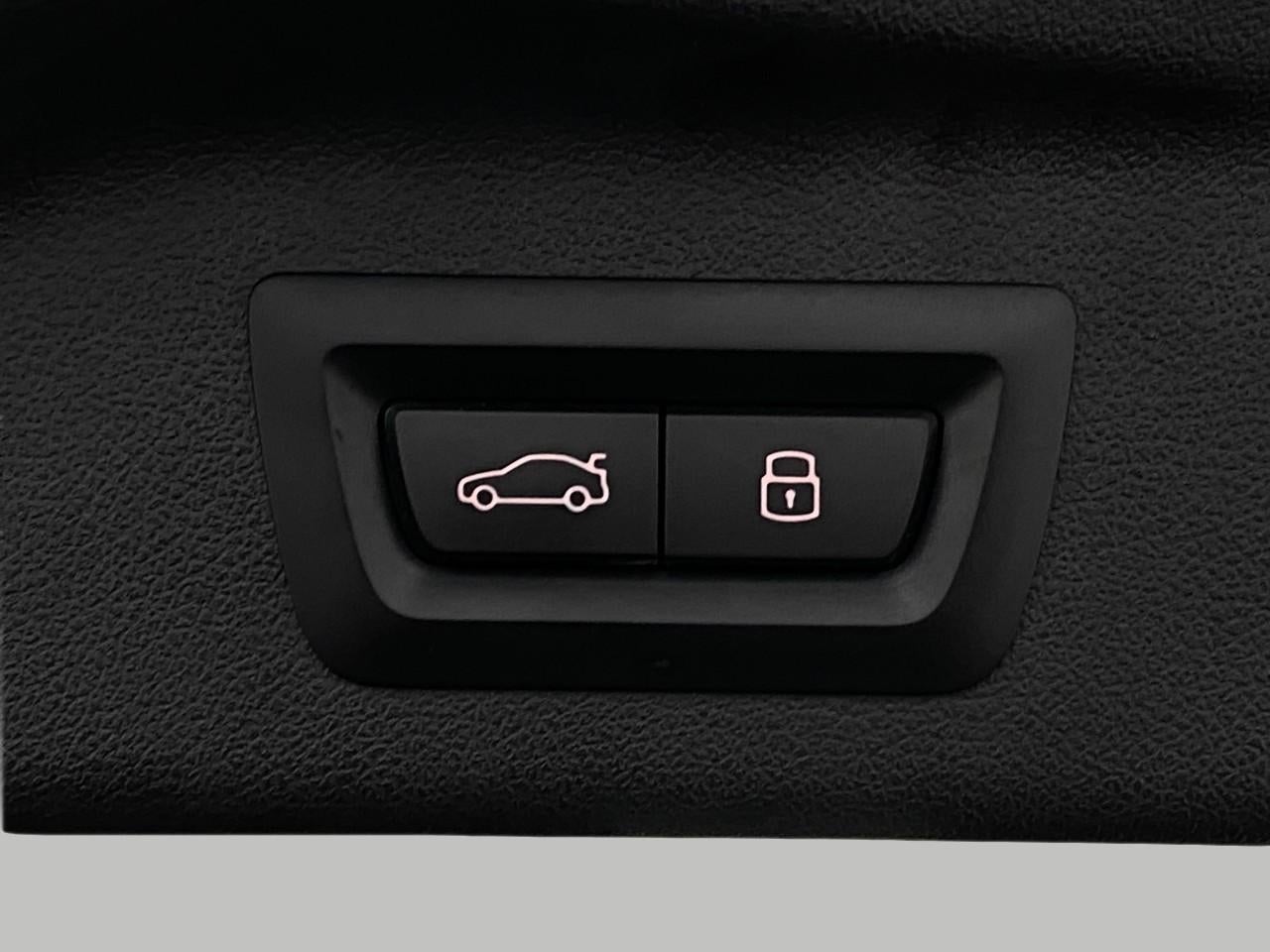 2023 BMW X7 xDrive40i Sports Activity Vehicle