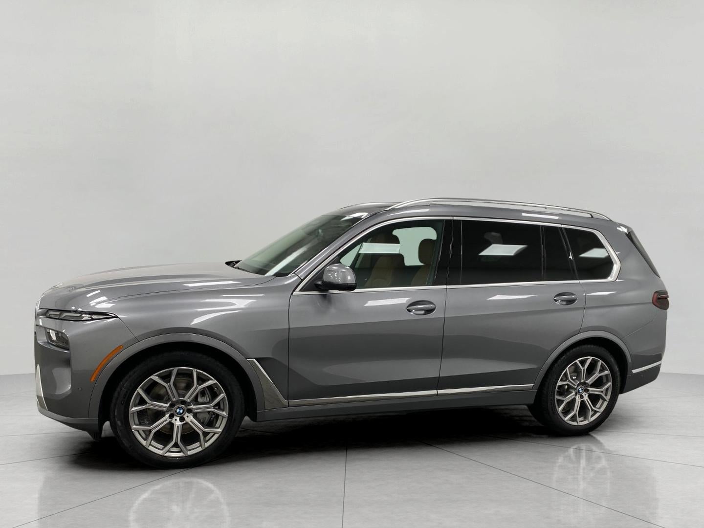2023 BMW X7 xDrive40i Sports Activity Vehicle