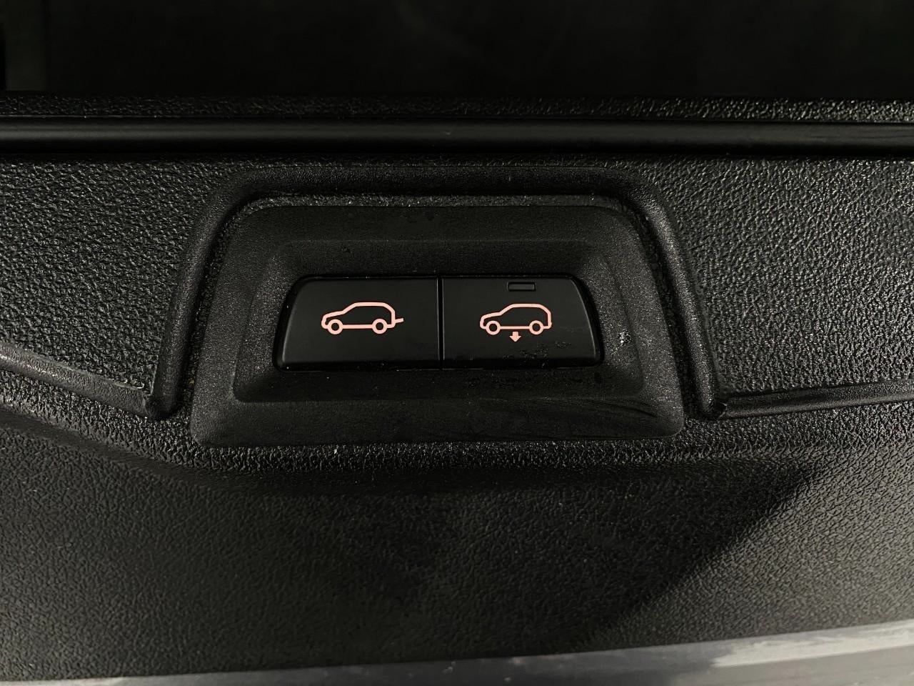 2023 BMW X7 xDrive40i Sports Activity Vehicle
