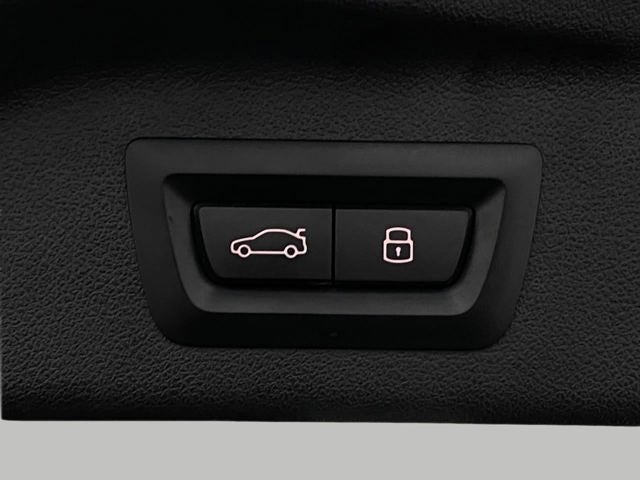 2023 BMW X7 xDrive40i Sports Activity Vehicle