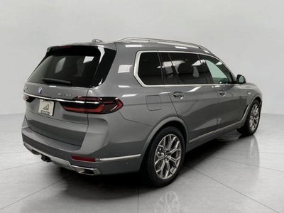 2023 BMW X7 xDrive40i Sports Activity Vehicle
