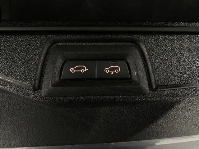 2023 BMW X7 xDrive40i Sports Activity Vehicle