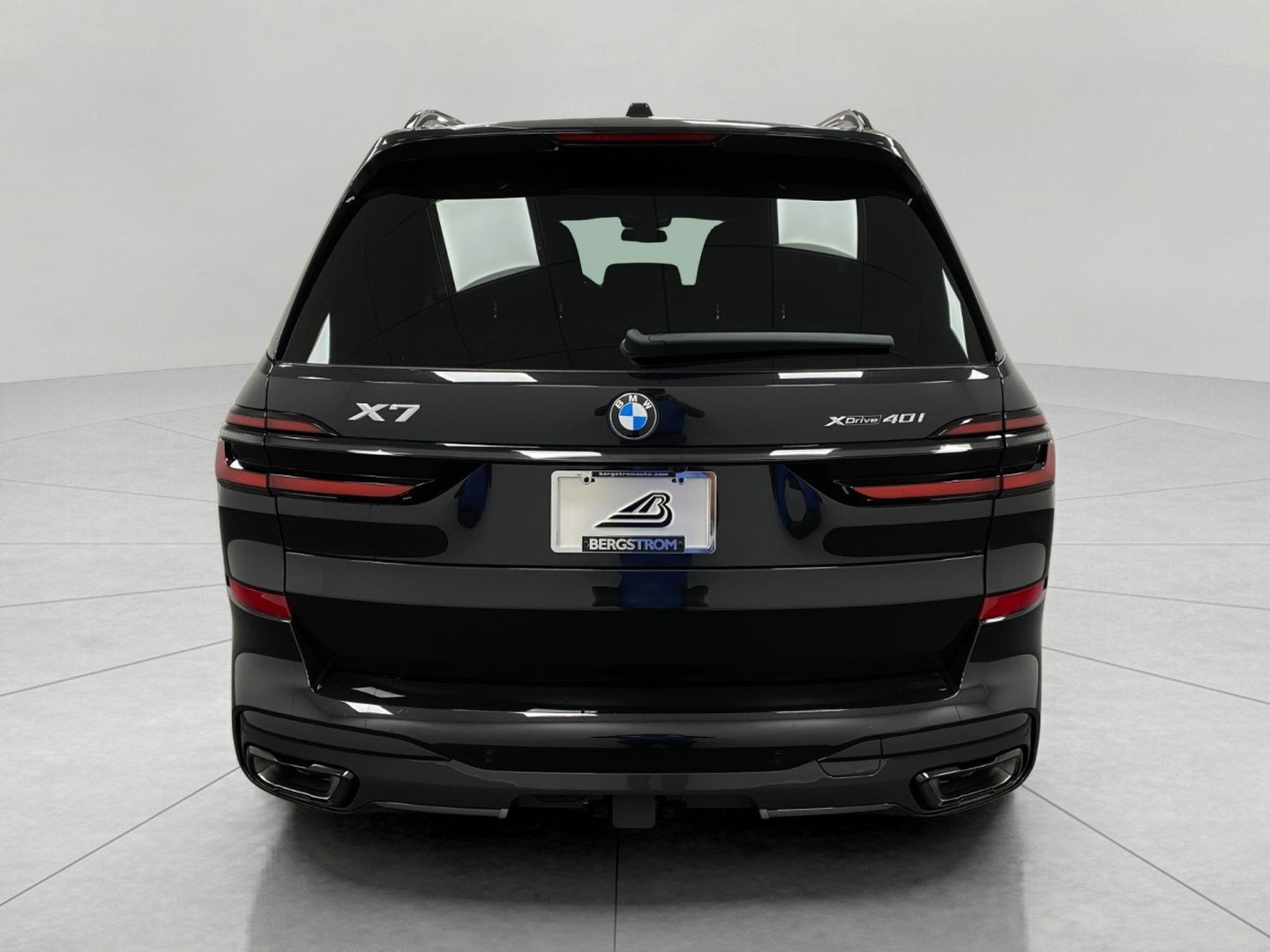 2027 BMW X7 xDrive40i Sports Activity Vehicle