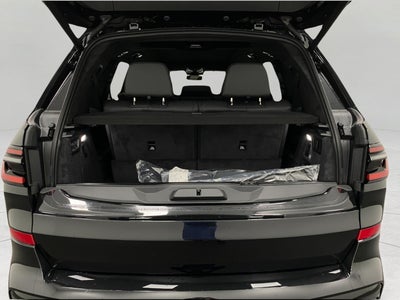 2027 BMW X7 xDrive40i Sports Activity Vehicle
