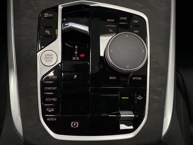 2027 BMW X7 xDrive40i Sports Activity Vehicle