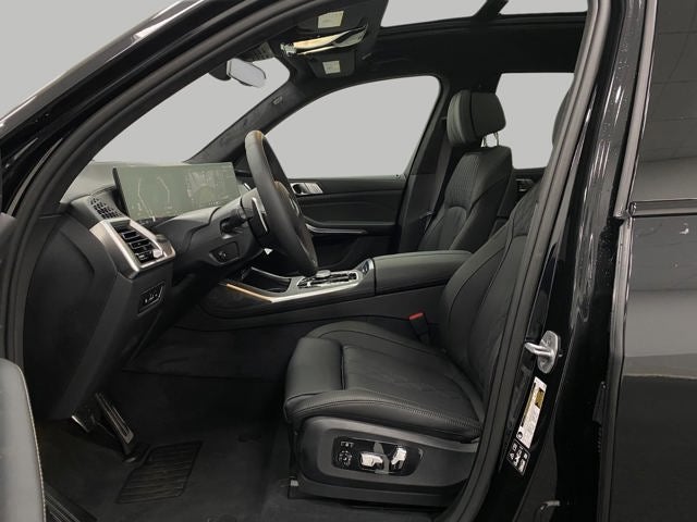 2027 BMW X7 xDrive40i Sports Activity Vehicle