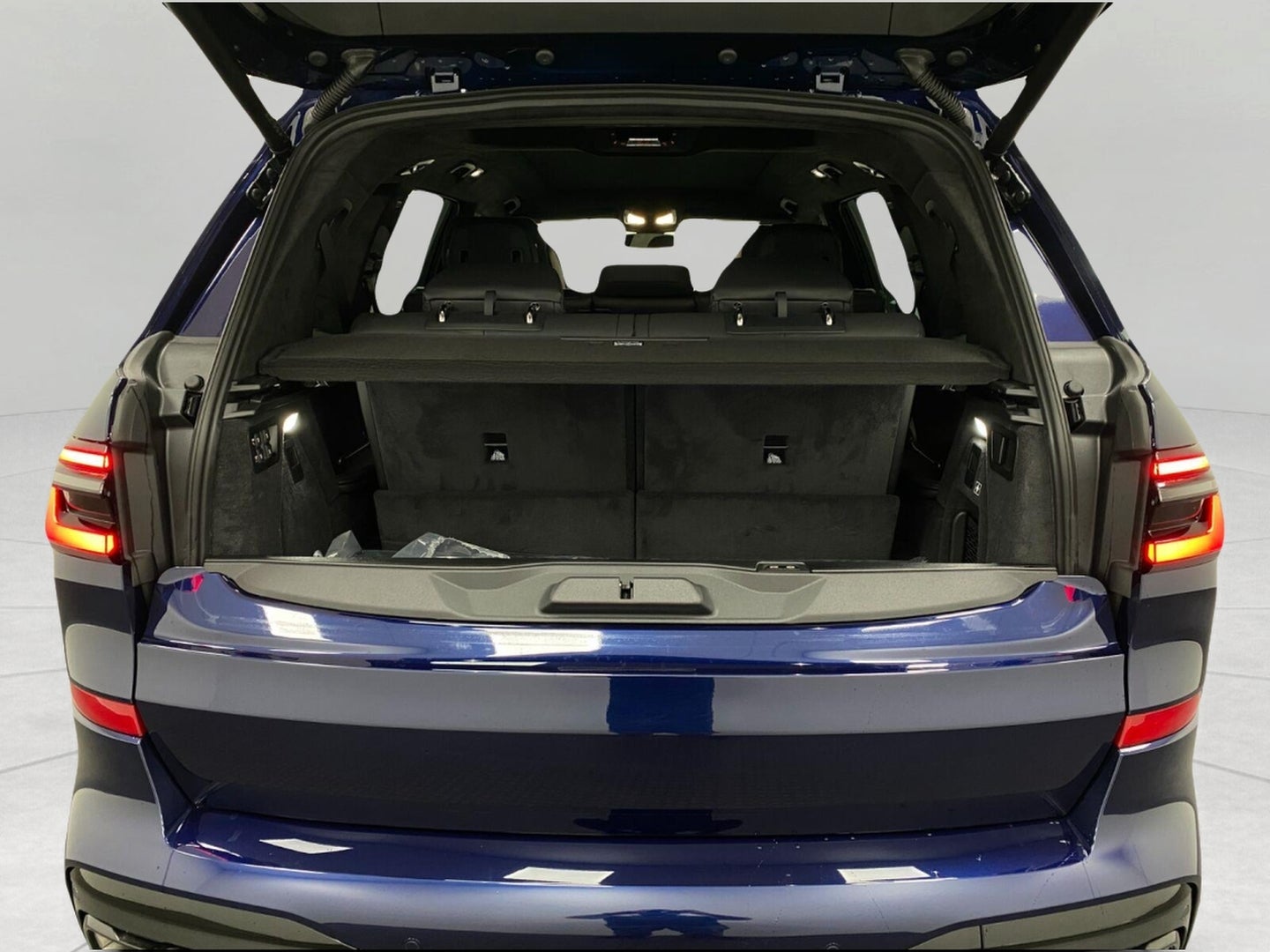 2027 BMW X7 xDrive40i Sports Activity Vehicle