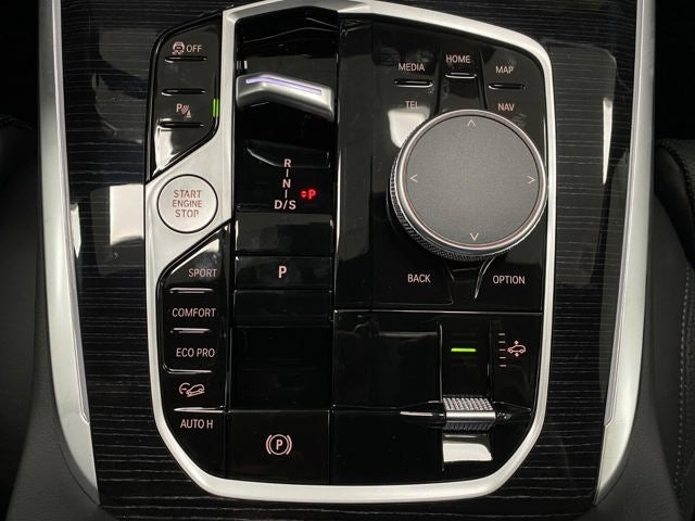 2027 BMW X7 xDrive40i Sports Activity Vehicle