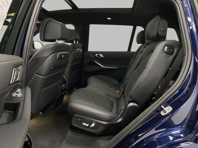 2027 BMW X7 xDrive40i Sports Activity Vehicle