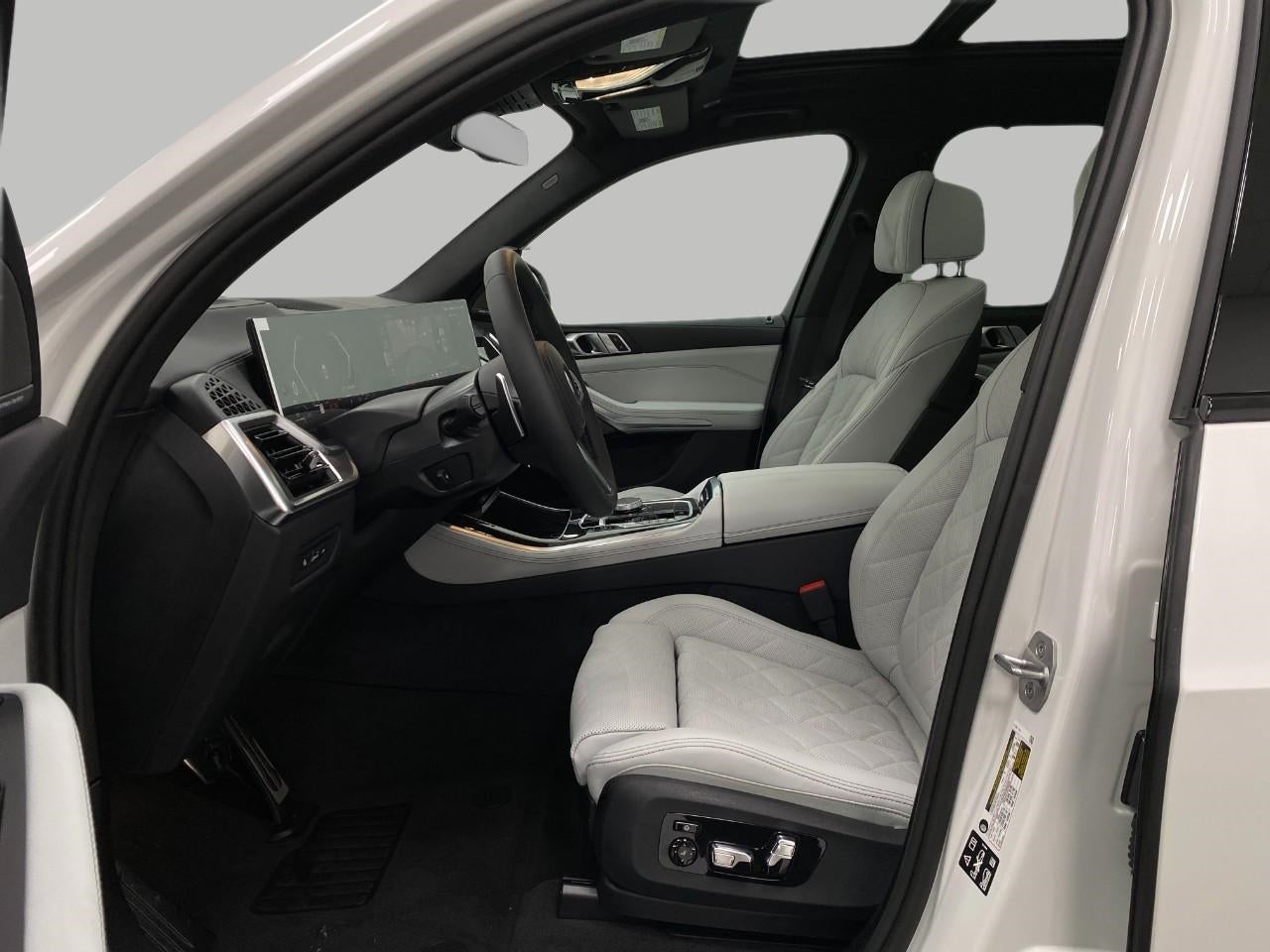 2026 BMW X5 xDrive40i Sports Activity Vehicle