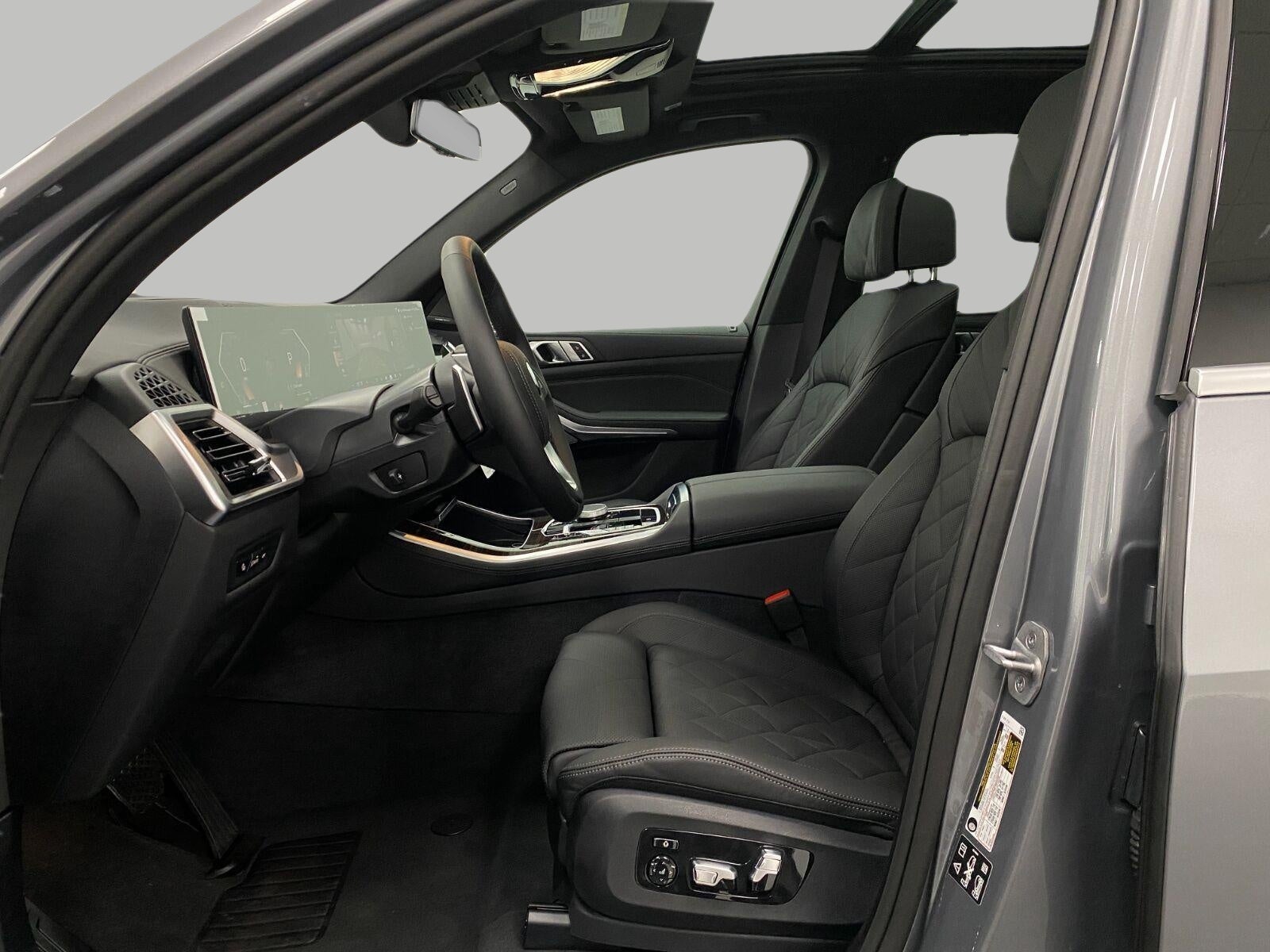 2026 BMW X5 xDrive40i Sports Activity Vehicle