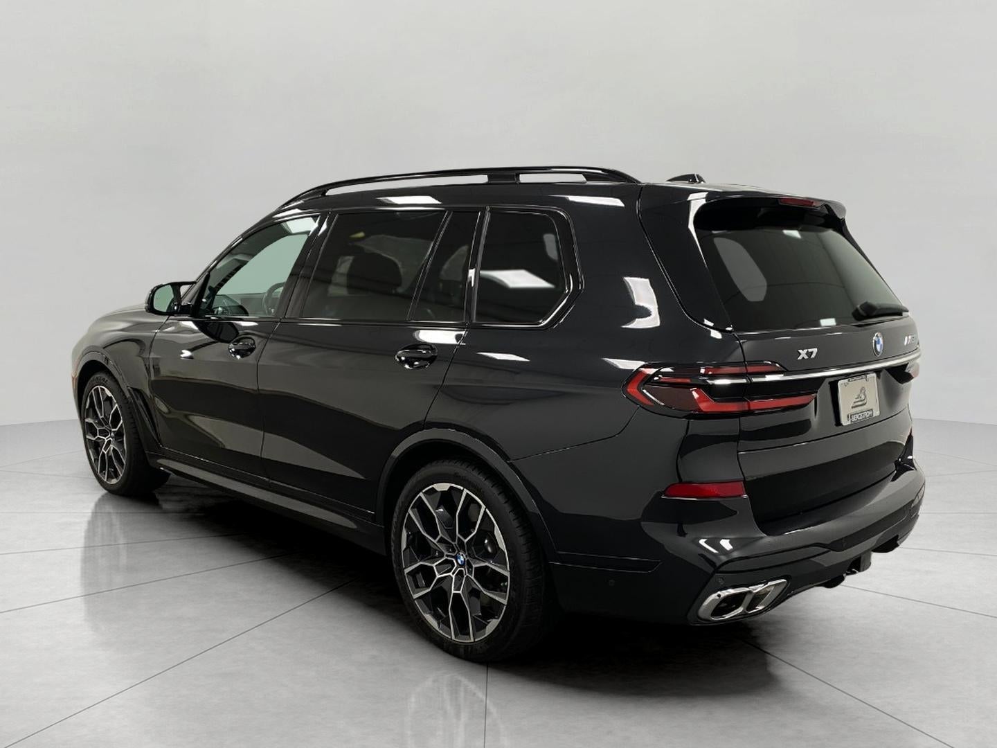 2023 BMW X7 M60i Sports Activity Vehicle