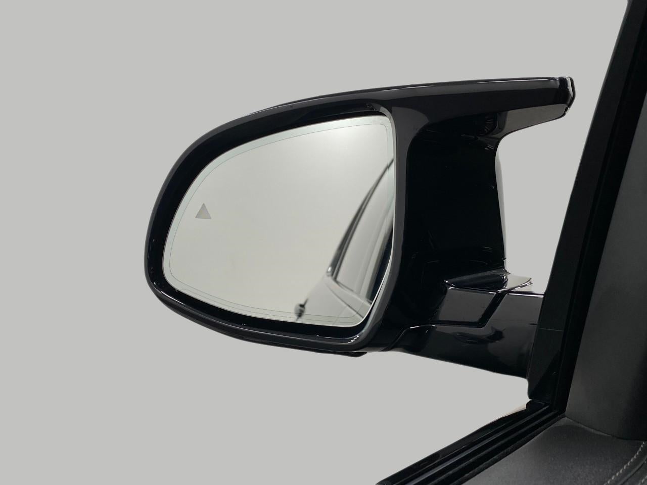 2023 BMW X7 M60i Sports Activity Vehicle