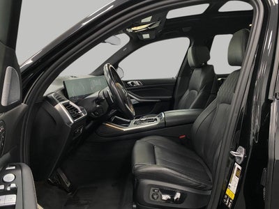 2023 BMW X7 M60i Sports Activity Vehicle