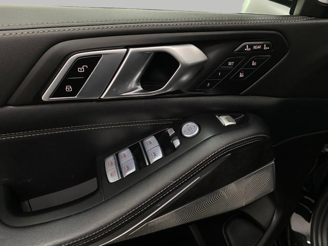 2023 BMW X7 M60i Sports Activity Vehicle