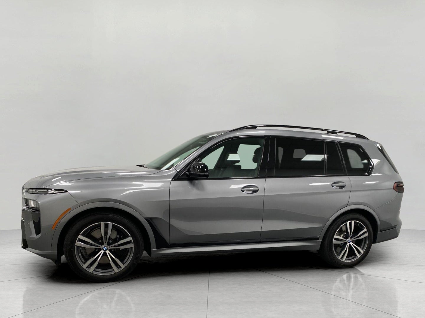 2026 BMW X7 M60i Sports Activity Vehicle