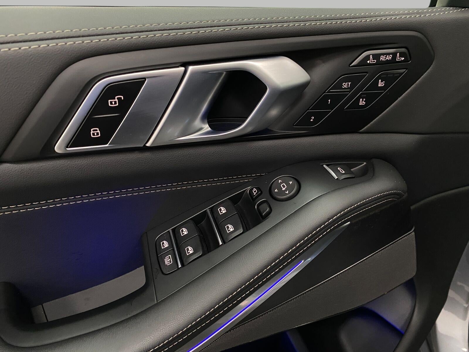 2026 BMW X7 M60i Sports Activity Vehicle
