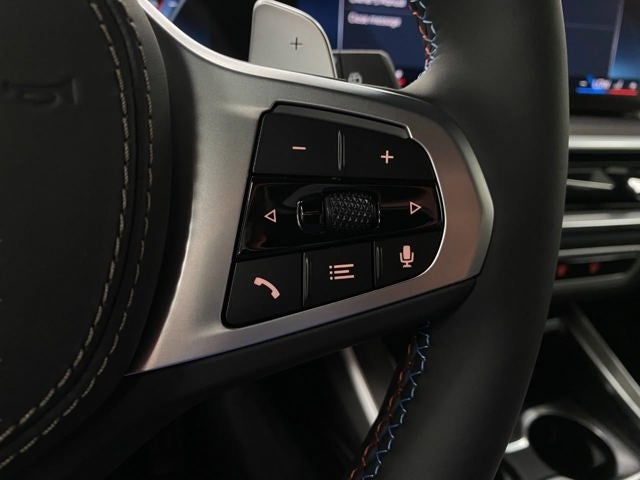 2026 BMW X7 M60i Sports Activity Vehicle