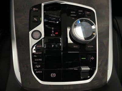 2026 BMW X7 M60i Sports Activity Vehicle