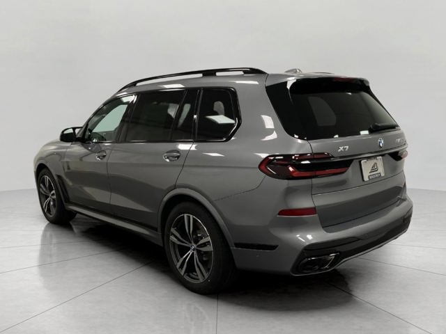 2026 BMW X7 M60i Sports Activity Vehicle