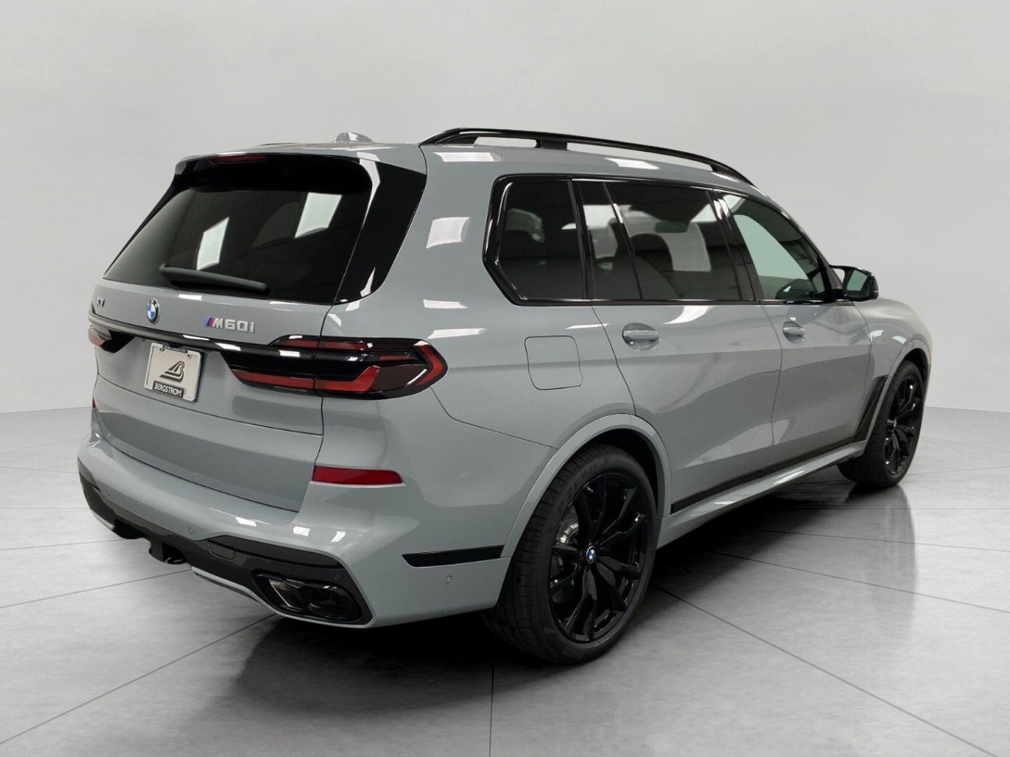 2027 BMW X7 M60i Sports Activity Vehicle