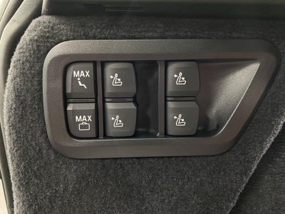 2027 BMW X7 M60i Sports Activity Vehicle
