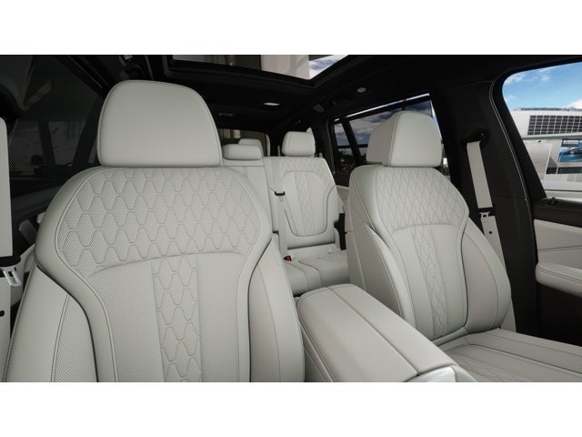 2027 BMW X7 M60i Sports Activity Vehicle