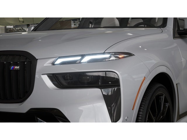 2027 BMW X7 M60i Sports Activity Vehicle