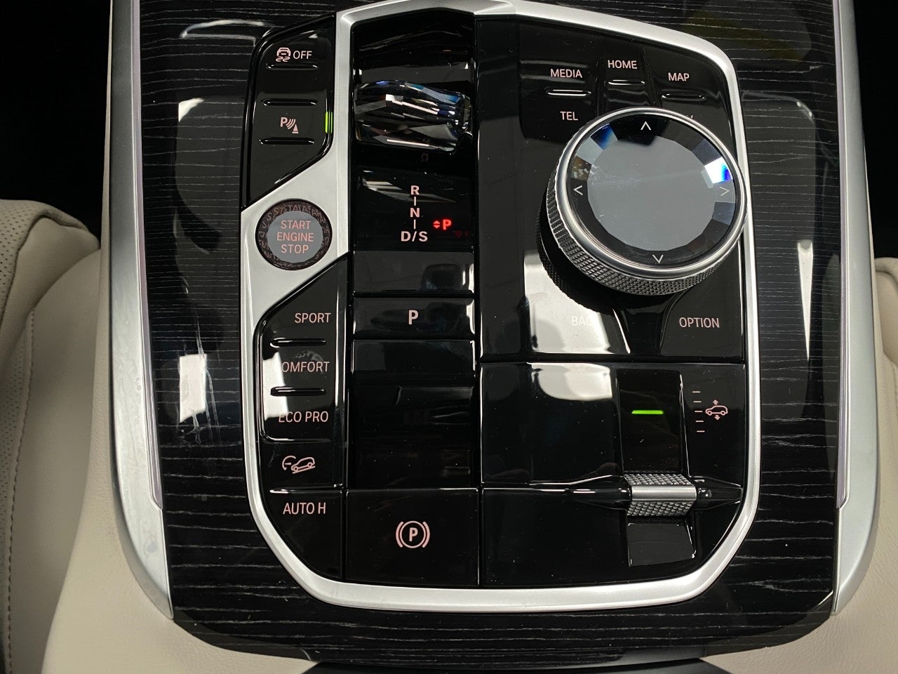 2026 BMW X7 M60i Sports Activity Vehicle