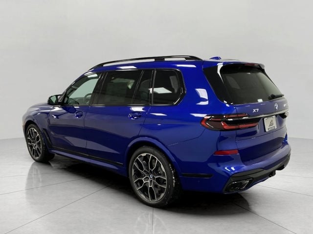 2026 BMW X7 M60i Sports Activity Vehicle