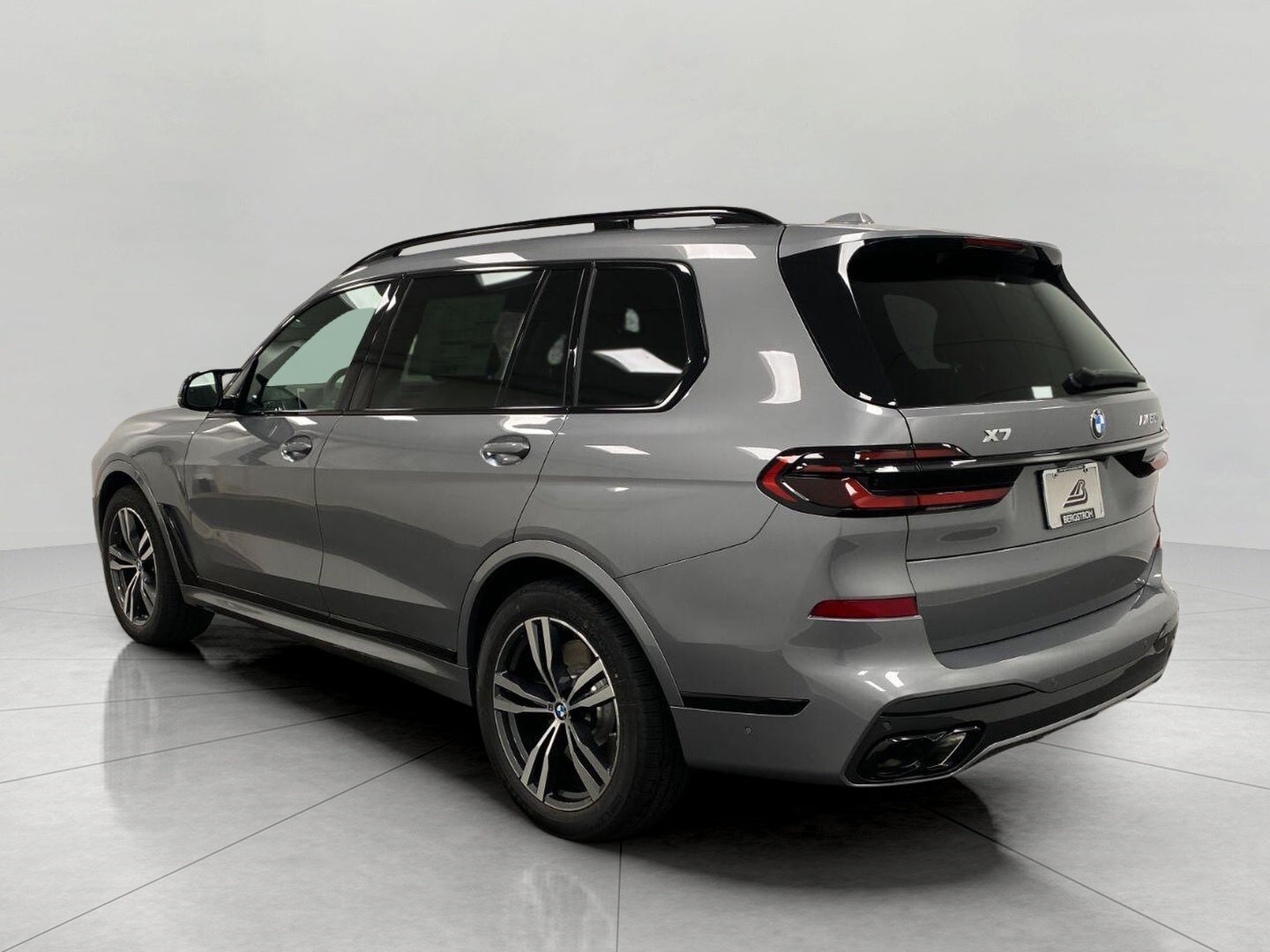 2027 BMW X7 M60i Sports Activity Vehicle