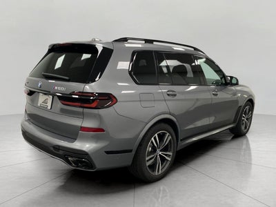 2027 BMW X7 M60i Sports Activity Vehicle