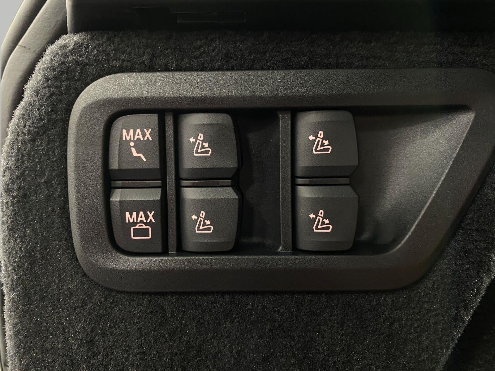 2027 BMW X7 M60i Sports Activity Vehicle