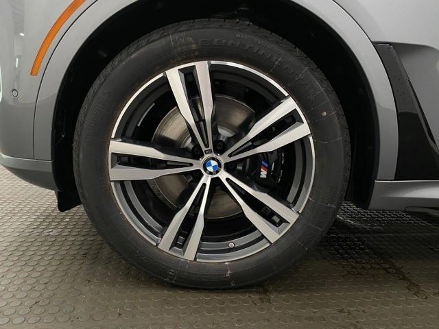 2027 BMW X7 M60i Sports Activity Vehicle