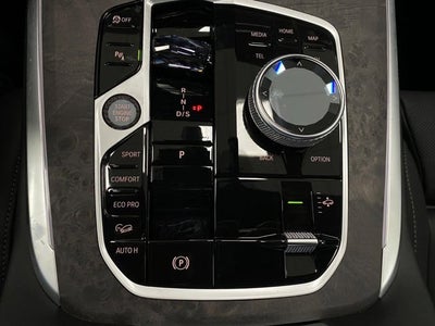 2027 BMW X7 M60i Sports Activity Vehicle