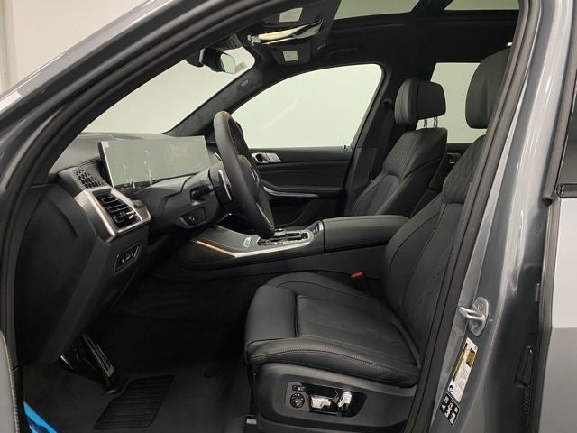 2027 BMW X7 M60i Sports Activity Vehicle