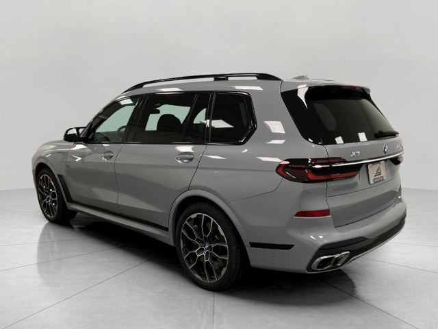 2025 BMW X7 M60i Sports Activity Vehicle