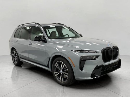2026 BMW X7 M60i Sports Activity Vehicle