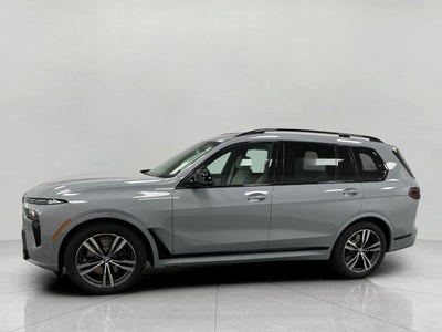 2026 BMW X7 M60i Sports Activity Vehicle