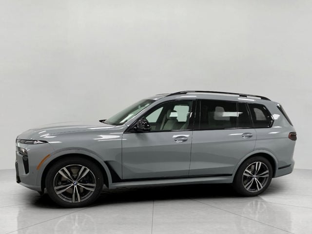 2026 BMW X7 M60i Sports Activity Vehicle