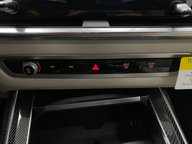 2026 BMW X7 M60i Sports Activity Vehicle