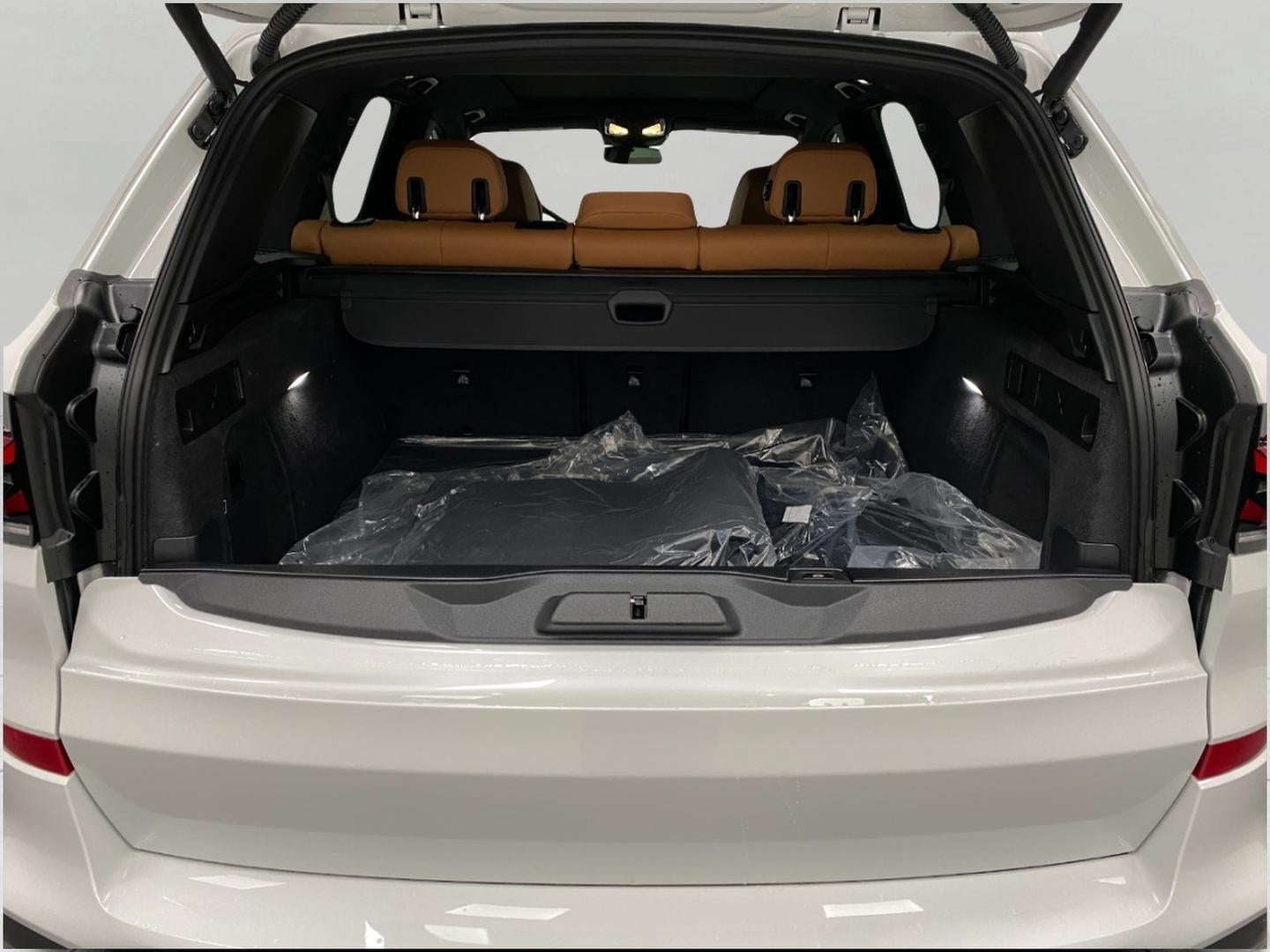 2026 BMW X5 M60i Sports Activity Vehicle