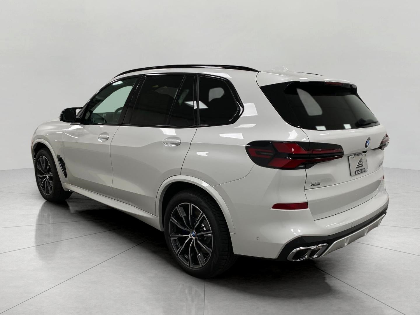 2026 BMW X5 M60i Sports Activity Vehicle