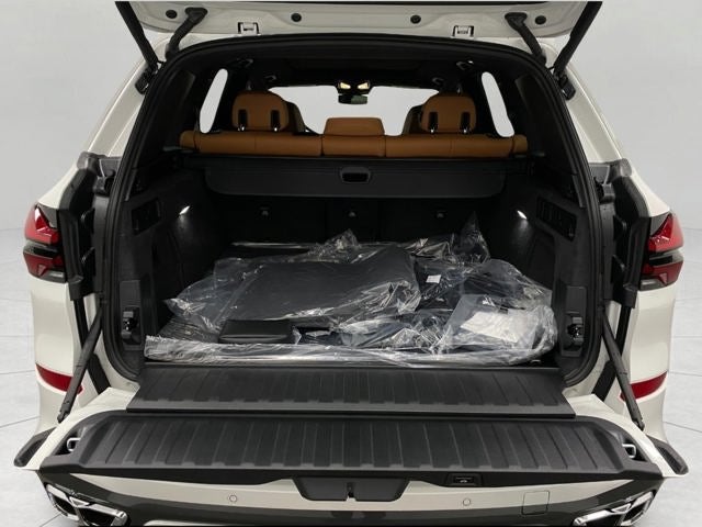 2026 BMW X5 M60i Sports Activity Vehicle