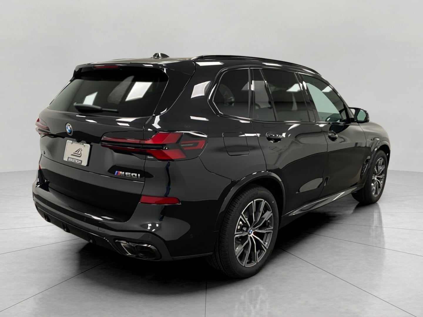 2026 BMW X5 M60i Sports Activity Vehicle